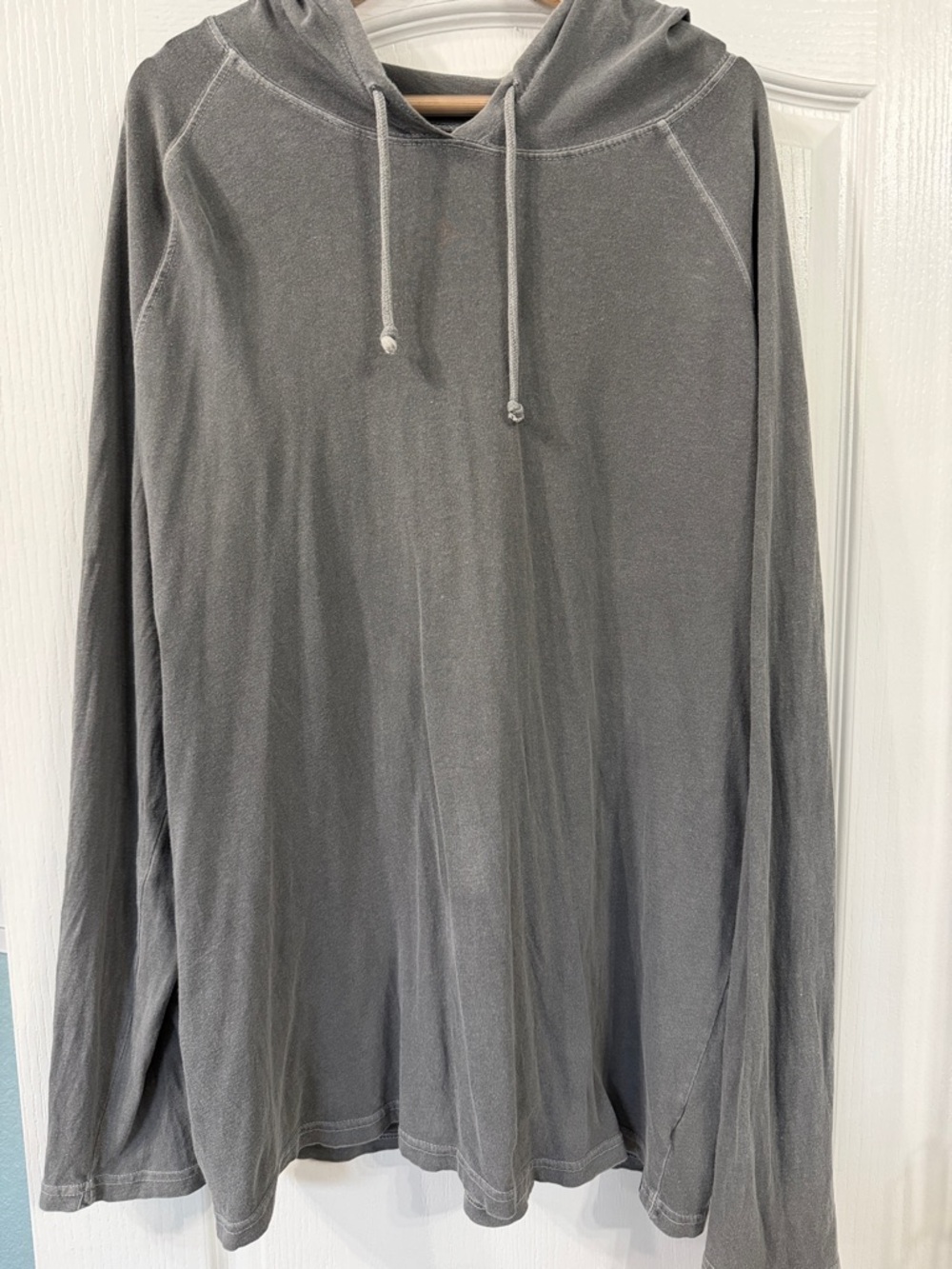 Hurley Men's Lightweight Gray Hooded Long-Sleeve Shirt